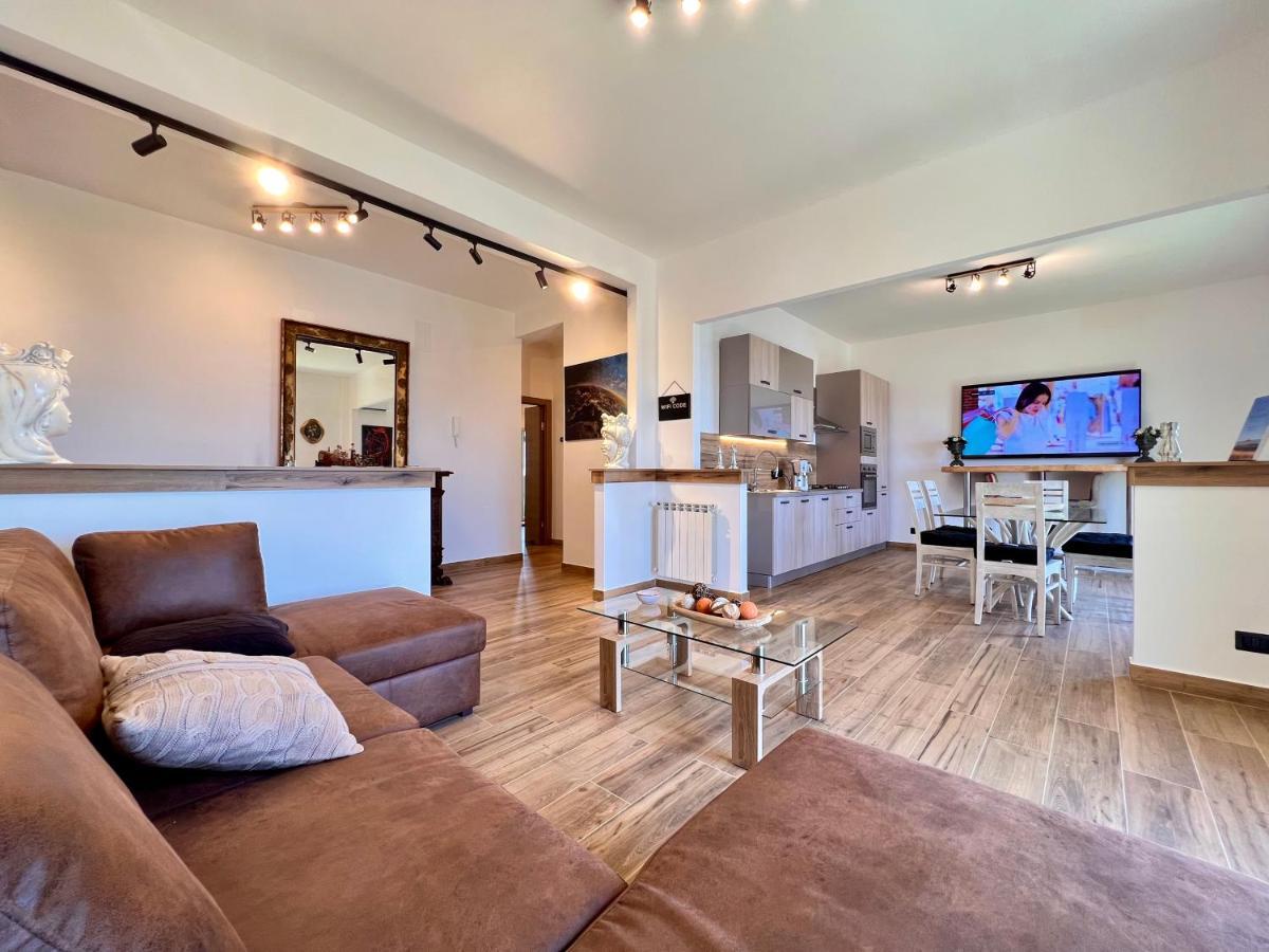 Carrubba'S Luxury Home San Giovanni La Punta Exterior foto
