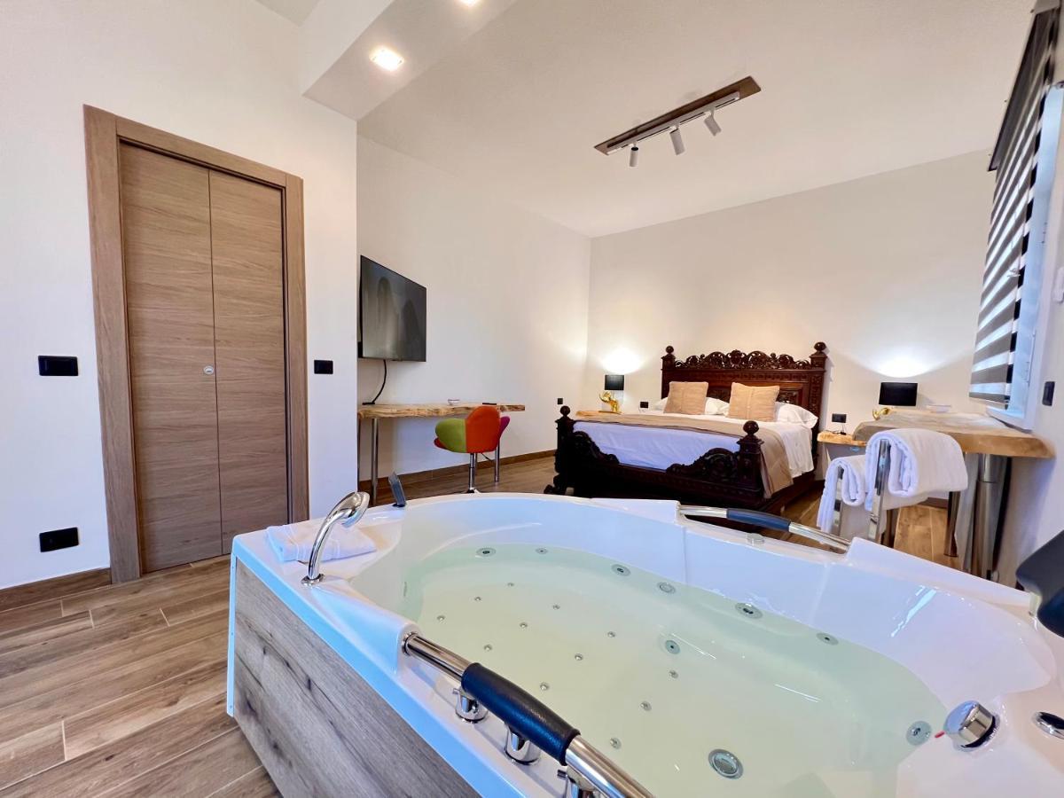 Carrubba'S Luxury Home San Giovanni La Punta Exterior foto